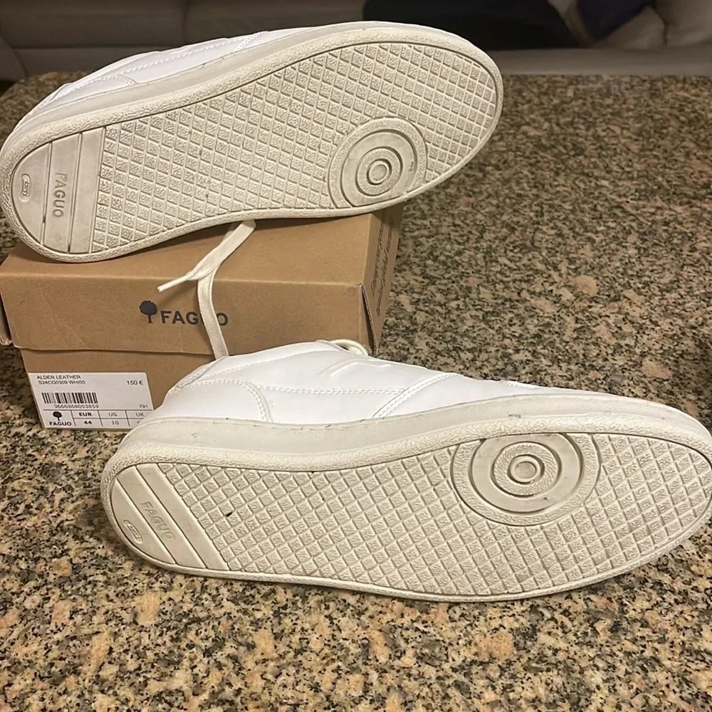 Like new size 10 usa